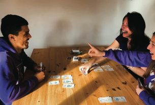 juego de gemelas reparto